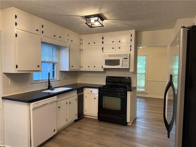 Building Photo - 1253 Tinderbox Ln