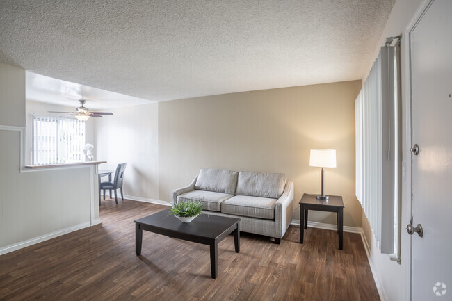 Interior Photo - Sea Breeze Garden Apartments