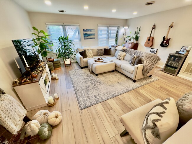 Photo - 361 Claremont Ave Apartment