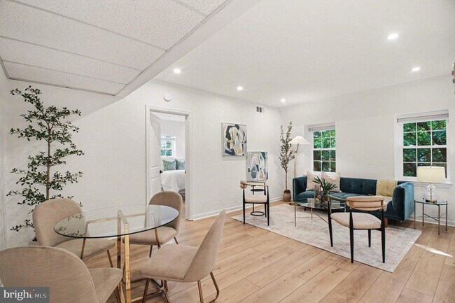 Foto del edificio - 2007 Key Blvd