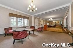 Foto del edificio - 84-49-84168 168th St
