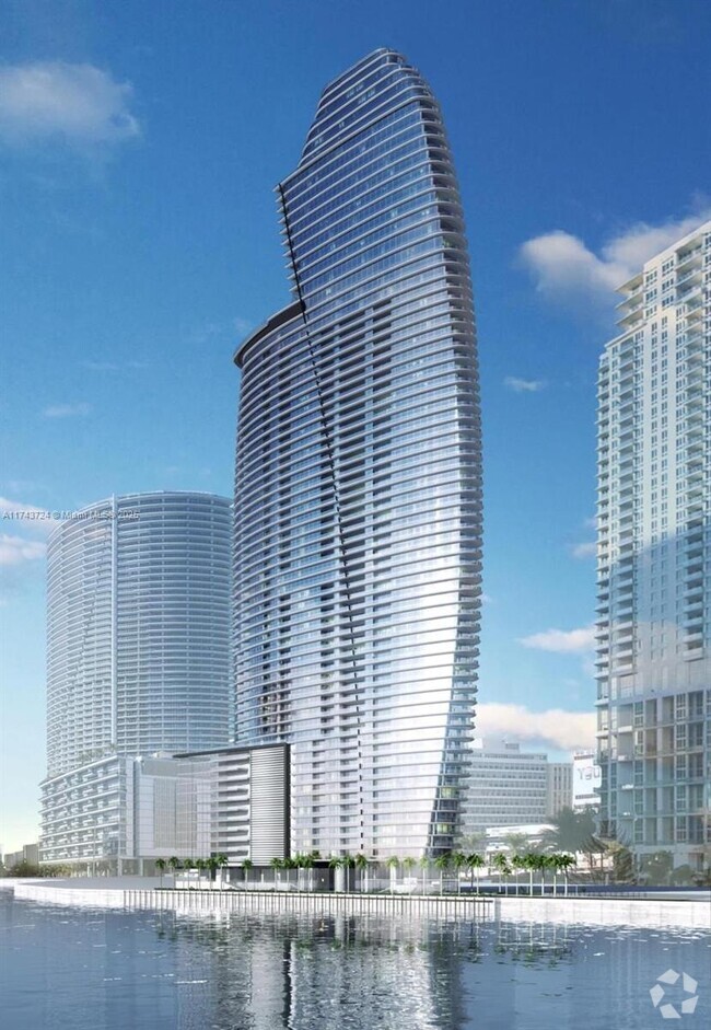 Building Photo - 300 Biscayne Blvd Way