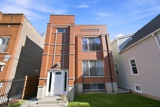 Building Photo - 3528 W Shakespeare Ave