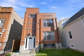 Building Photo - 3528 W Shakespeare Ave