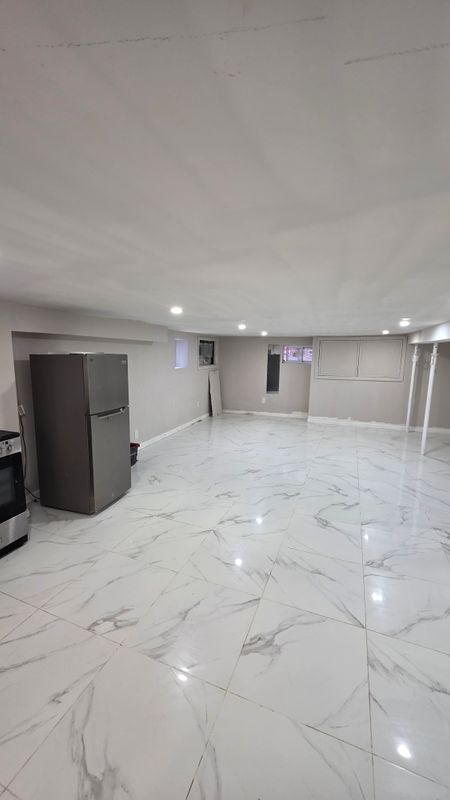 Foto del edificio - 220 Brighton Beach Ave