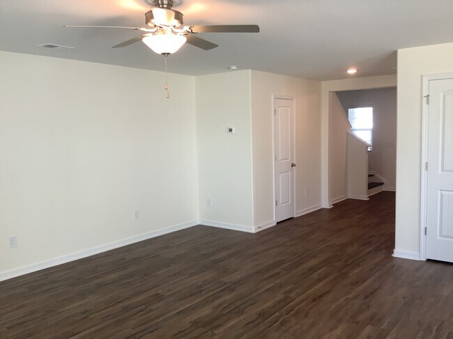 Building Photo - 6050 Mason Tucker Drive