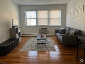 Building Photo - 123 Milligan Pl