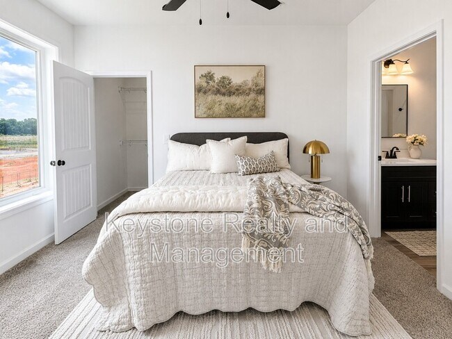 Foto del edificio - 2425 Pea Ridge Rd