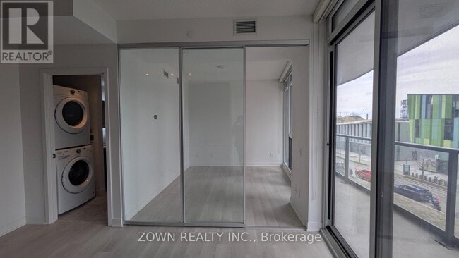 Building Photo - 90 Queens Wharf Rd