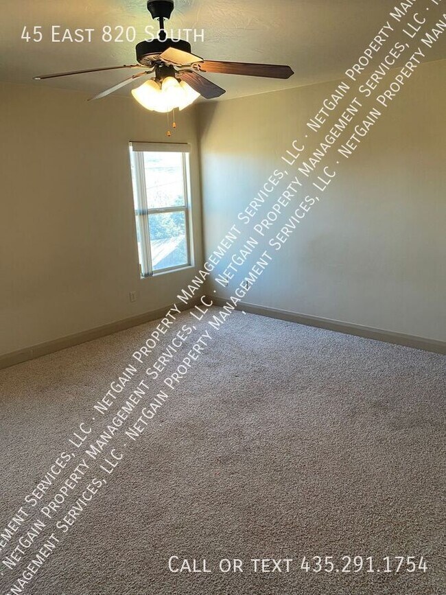 Building Photo - 45 E 820 S