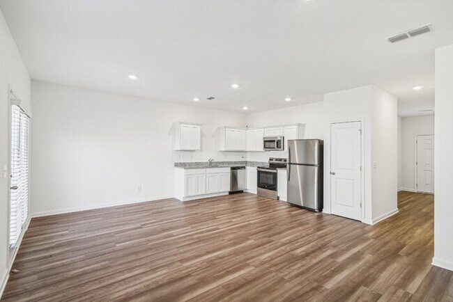 Foto del edificio - Fantastic 3bd/2ba home! Let yourself in!