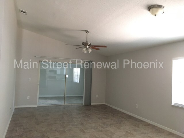 Building Photo - 3145 23rd Ave N