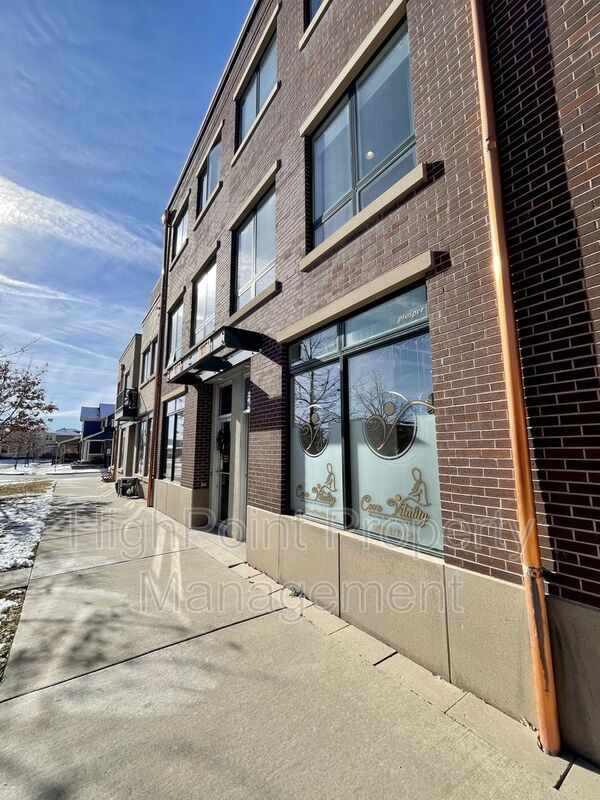 Foto principal - 11861 Bradburn Blvd