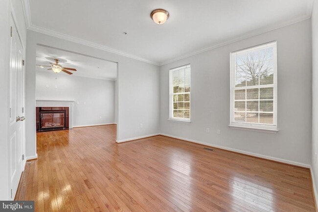 Building Photo - 609 Tebbston Dr