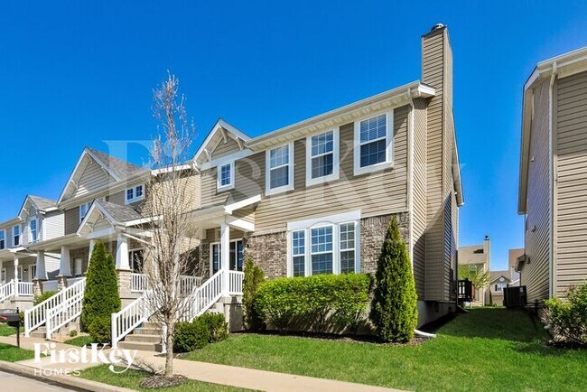 Building Photo - 1404 Colonial Dr