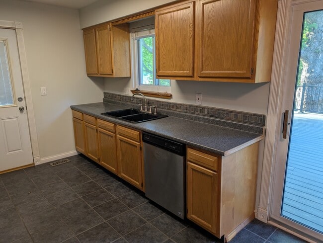 Kitchen - 2163 Hempstead Rd