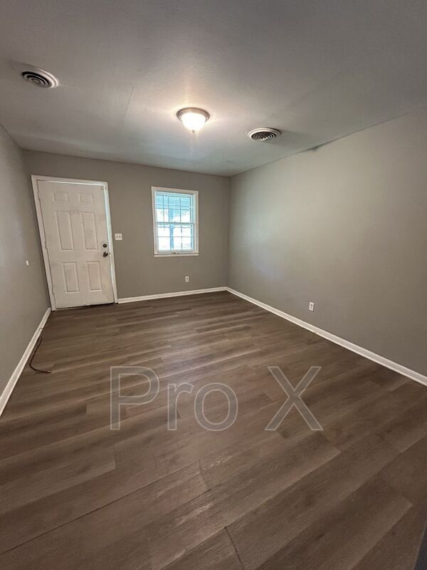 Foto del edificio - 901 1/2 S. Taylor St.