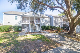 Building Photo - 2708 S 17th St