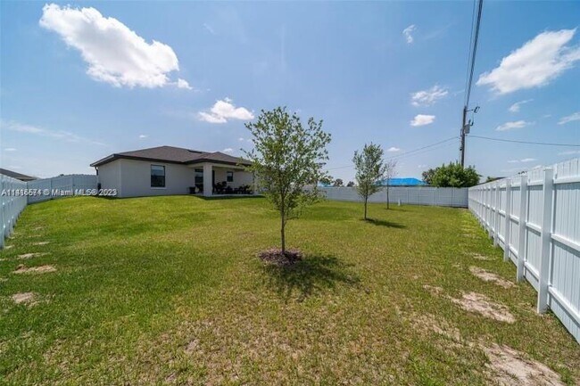 Foto del edificio - 1302 NE 2nd Pl