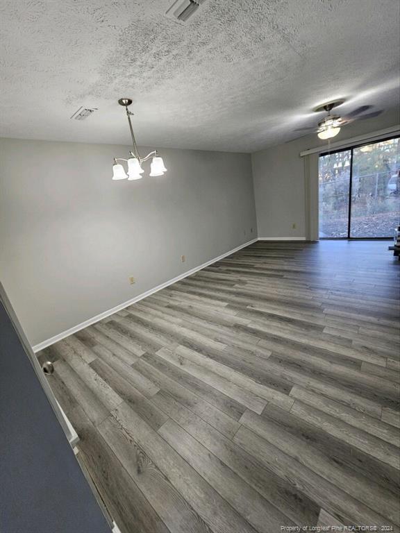 Building Photo - 528 Mill Cove