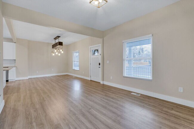 Foto del edificio - 3101 S Clarkson St