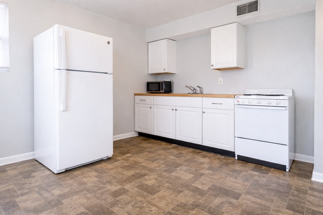 Photo - 1704 Valley Forge Way Apartment