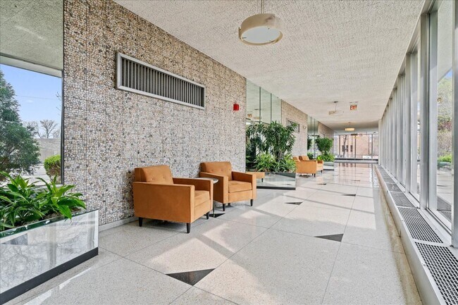 Foto del edificio - 3950 N Lake Shore Dr