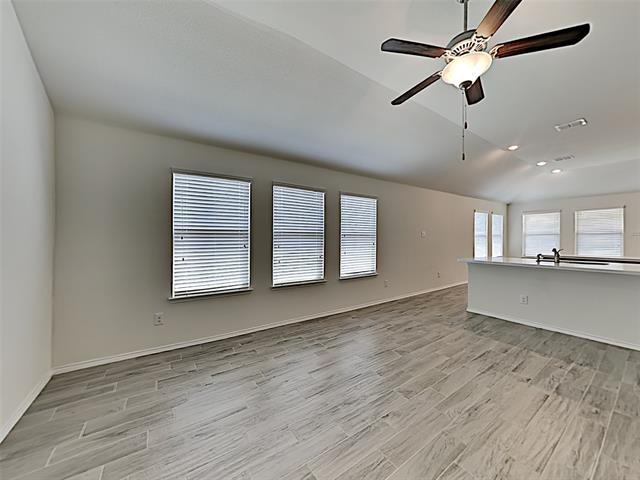Building Photo - 6833 Woodlawn Dr