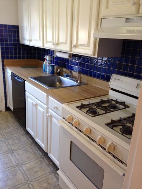 Building Photo - 236 Glenbrook Rd