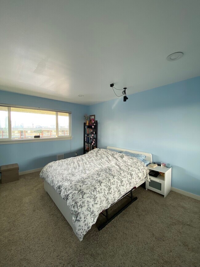 Bedroom - 680 122nd Ave NE