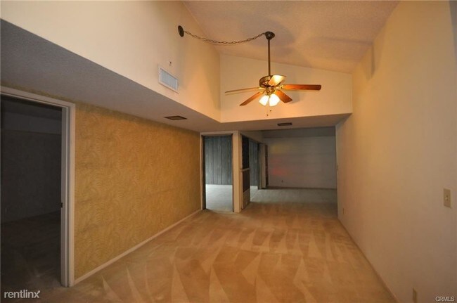 Building Photo - 3 br, 3 bath House - 2861 Copa de Oro Dr
