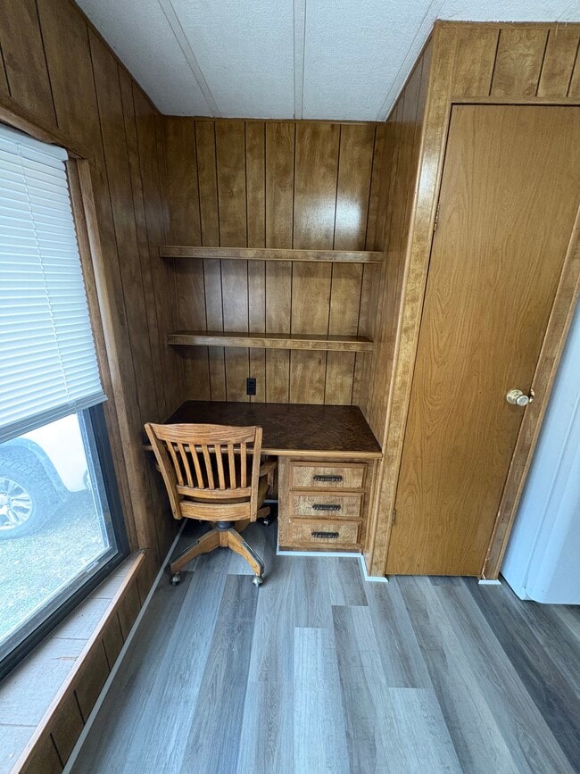 Foto del edificio - 304 S Adams St