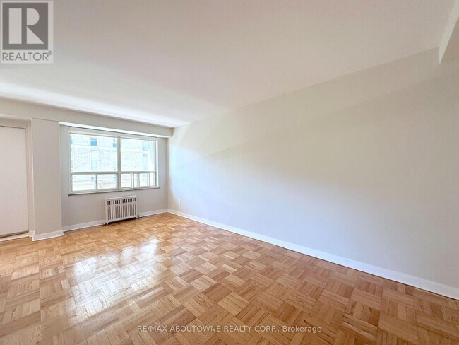 Photo du bâtiment - 565 Avenue Rd