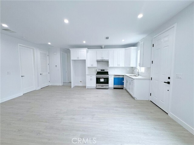 Foto del edificio - 15846 Hayland St