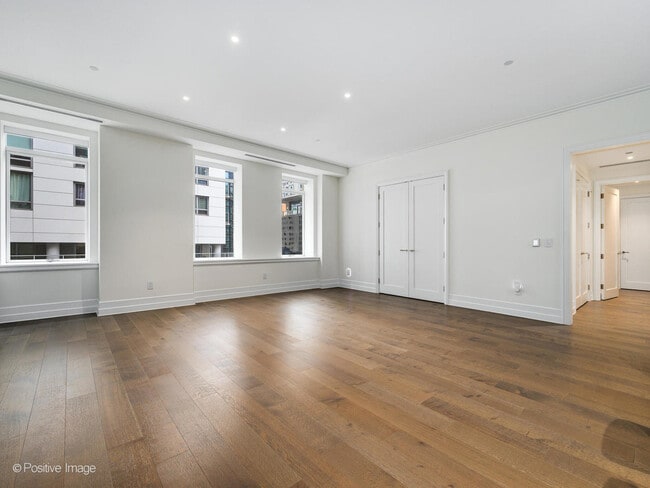 Building Photo - 435 N Michigan Ave