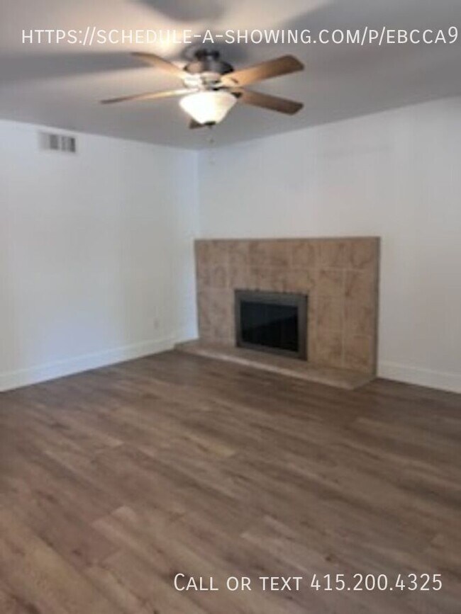 Building Photo - 4735 Amber Ln
