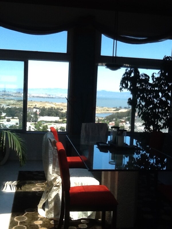 Foto del edificio - 645 Humboldt Rd