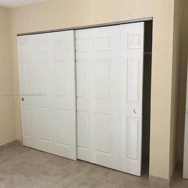 Foto del edificio - 1632 NE 183rd St