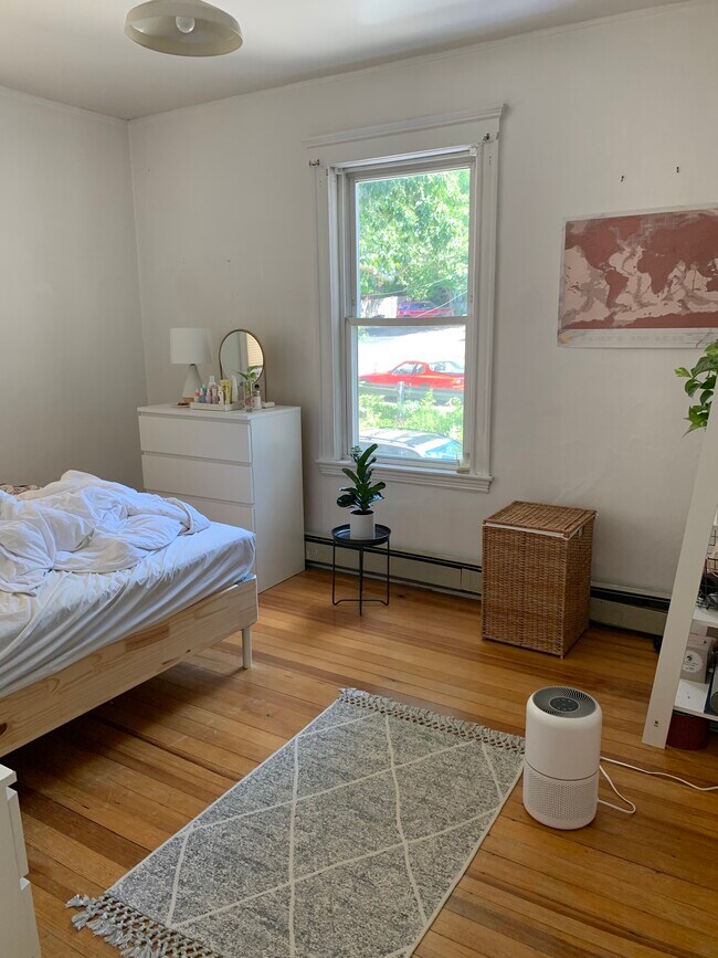 Foto del edificio - 205 Rawson Rd