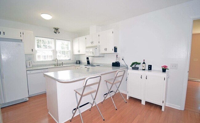 Cocina - 5603 Pelham Rd