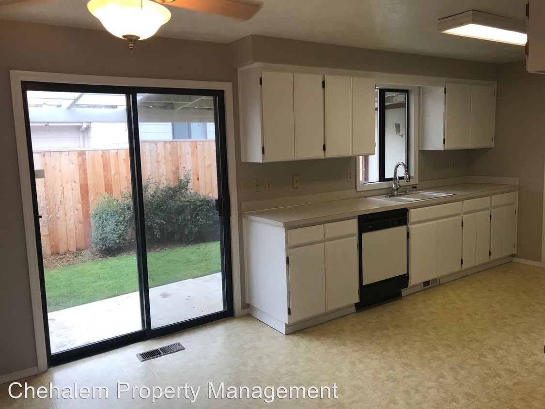 Primary Photo - 2 br, 1 bath Apartment - 1705 Aldersgate Ln.