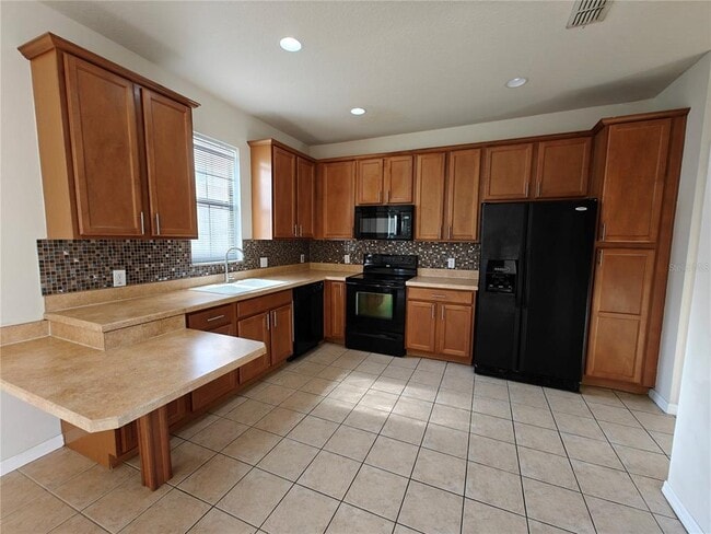 Building Photo - 13742 Beauregard Pl