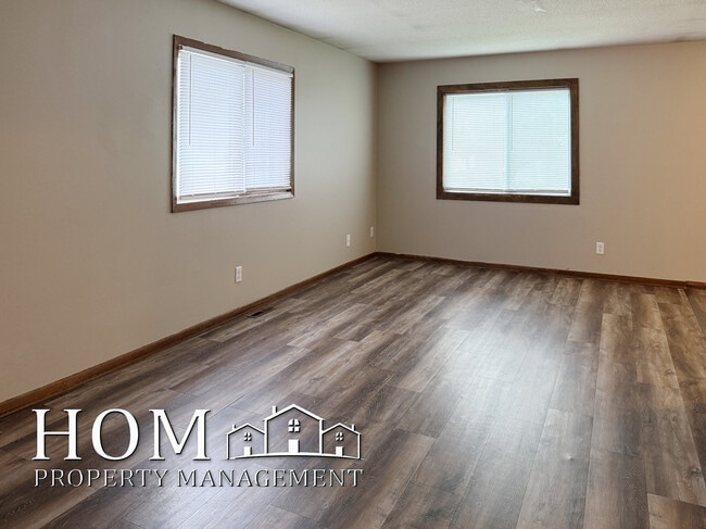 Building Photo - 31 Devonshire Pl