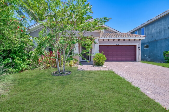 Foto del edificio - 4400 Conchfish Ln