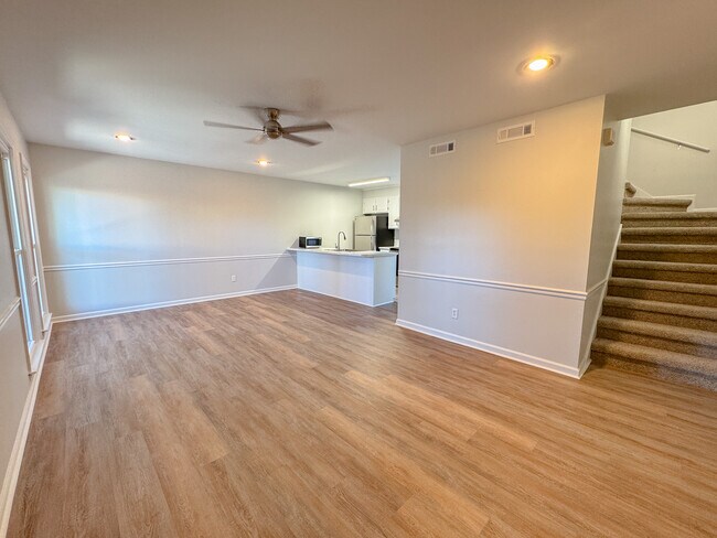 Foto del edificio - 249 Highpoint Rd
