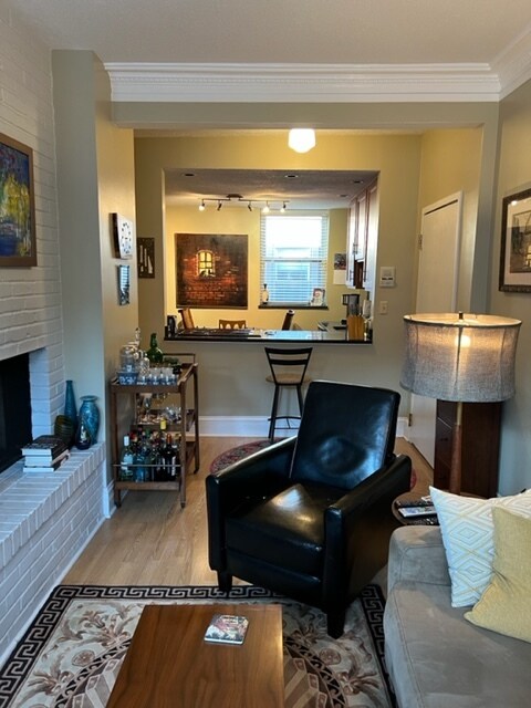Living Room - 379 N Taylor Ave