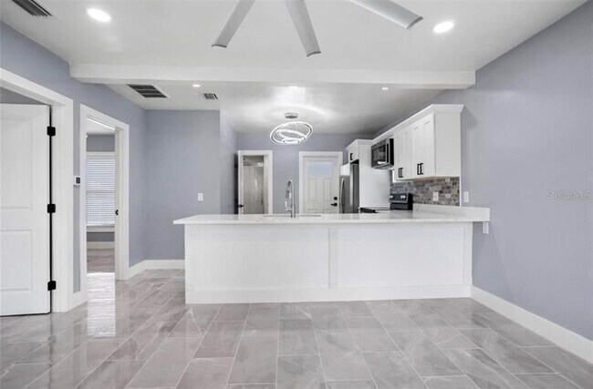 Foto del edificio - 8907 N Blvd