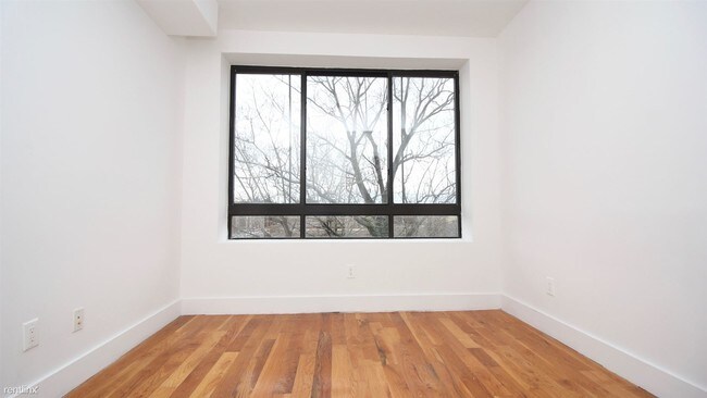 Building Photo - 194 Stuyvesant Ave