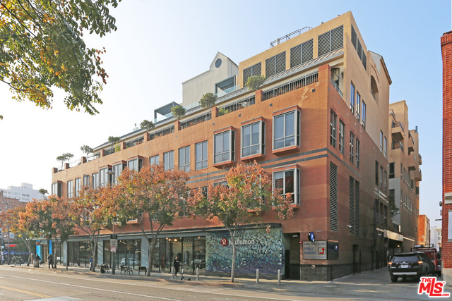 Building Photo - 1453 3rd Street Promenade