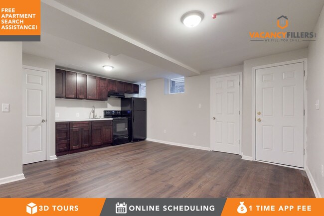 Building Photo - 1005 N Charles St